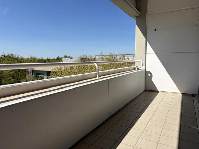 Lichtdurchflutete 2,5-Zimmer-Wohnung mit Südbalkon und Weitblick – Heegbarg 21, 22391 Hamburg(Poppenbüttel) – Vorschaubild 3