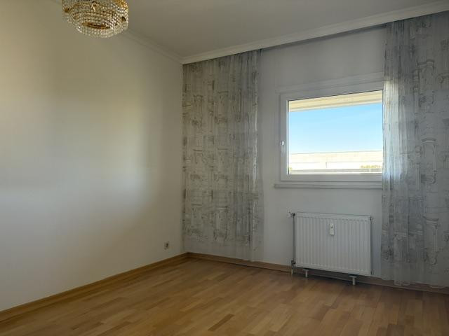 Lichtdurchflutete 2,5-Zimmer-Wohnung mit Südbalkon und Weitblick – Heegbarg 21, 22391 Hamburg(Poppenbüttel) – Vorschaubild 6