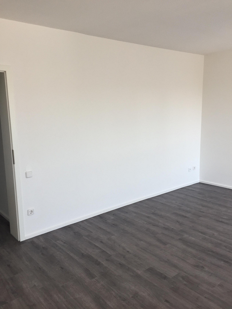 Mehrfamilienhaus mit 8 Wohnungen+1 Gewerbe nach WEG geteilt, 4 Garagen, 7 Stellplätze – Nürnberg(Mögeldorf) – Vorschaubild 15