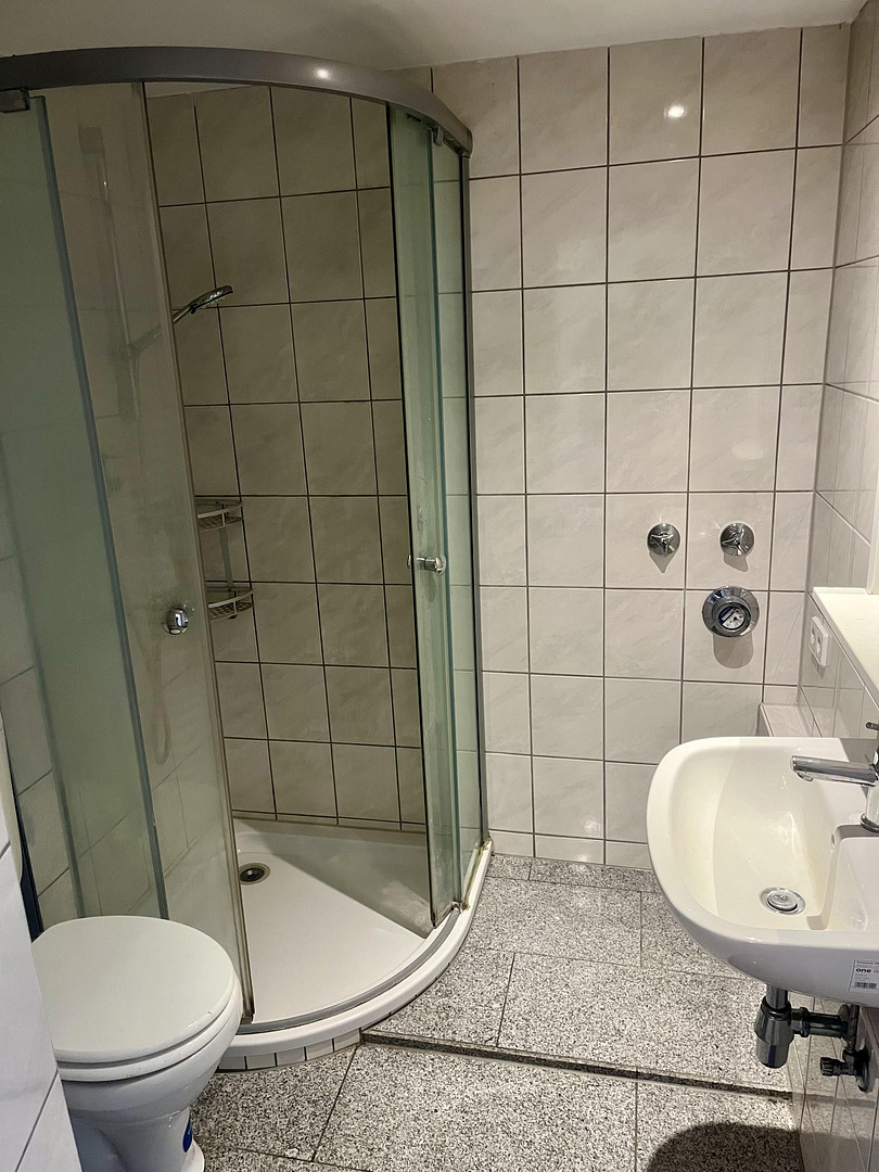 KÖLN-SÜDSTADT; LICHTDURCHFLUTETES 1 ZIMMER-APARTMENT – Köln(Innenstadt) – Vorschaubild 7