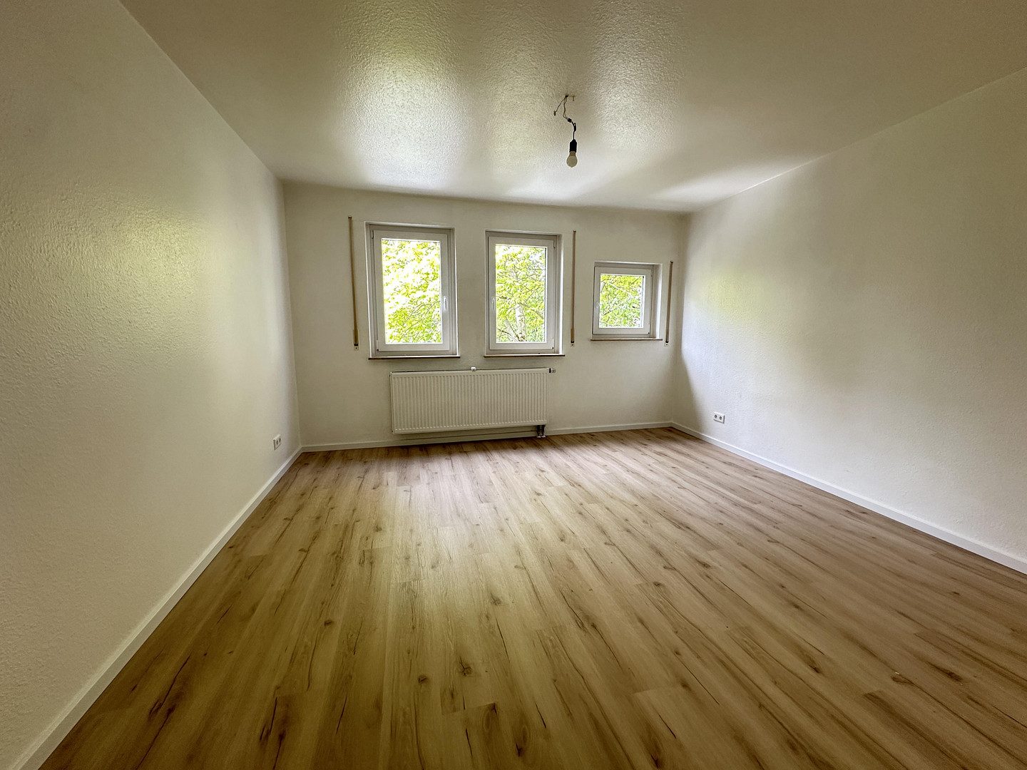 Familienfreundliche 4-Zimmer-Wohnung mit Balkon und moderner Raumaufteilung – Wolfringstr. 14, 90765 Fürth – Vorschaubild 20