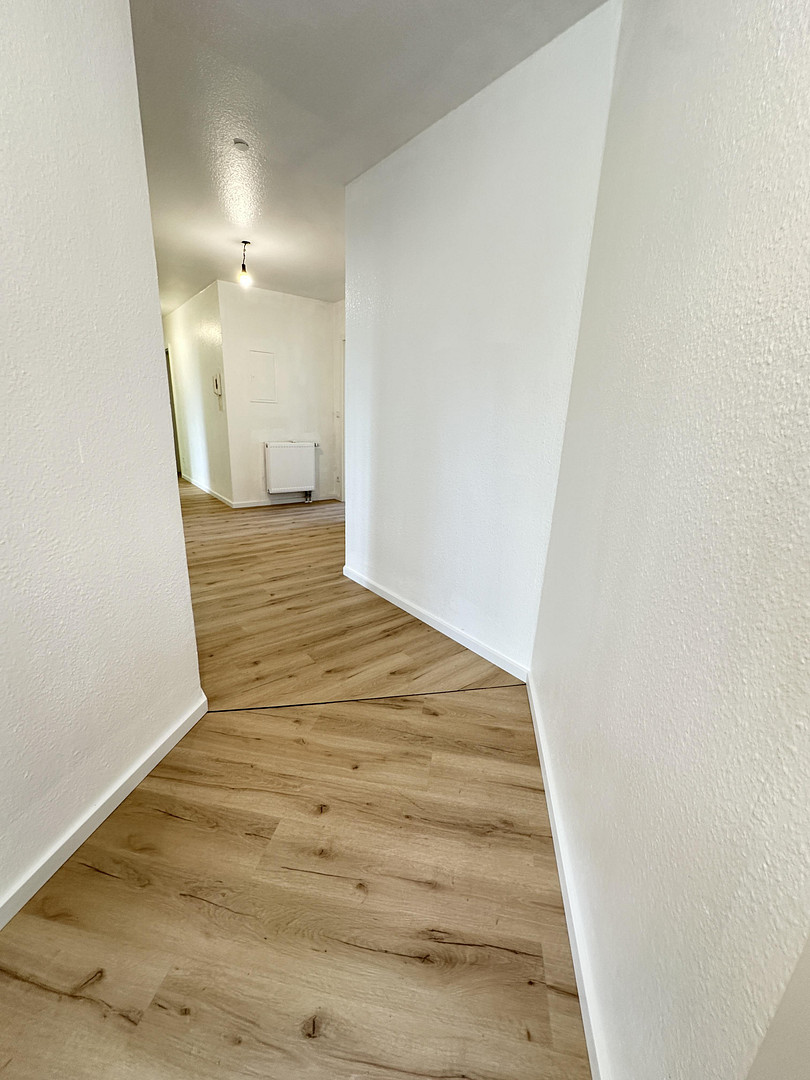 Familienfreundliche 4-Zimmer-Wohnung mit Balkon und moderner Raumaufteilung – Wolfringstr. 14, 90765 Fürth – Vorschaubild 6