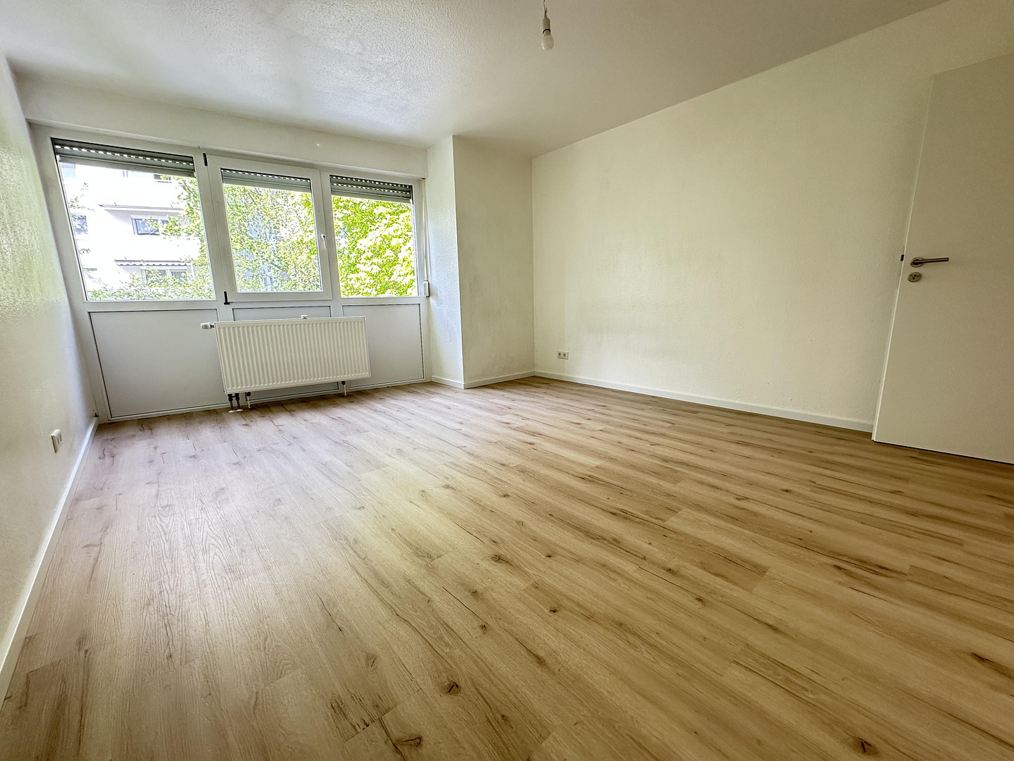 Familienfreundliche 4-Zimmer-Wohnung mit Balkon und moderner Raumaufteilung – Wolfringstr. 14, 90765 Fürth – Vorschaubild 18