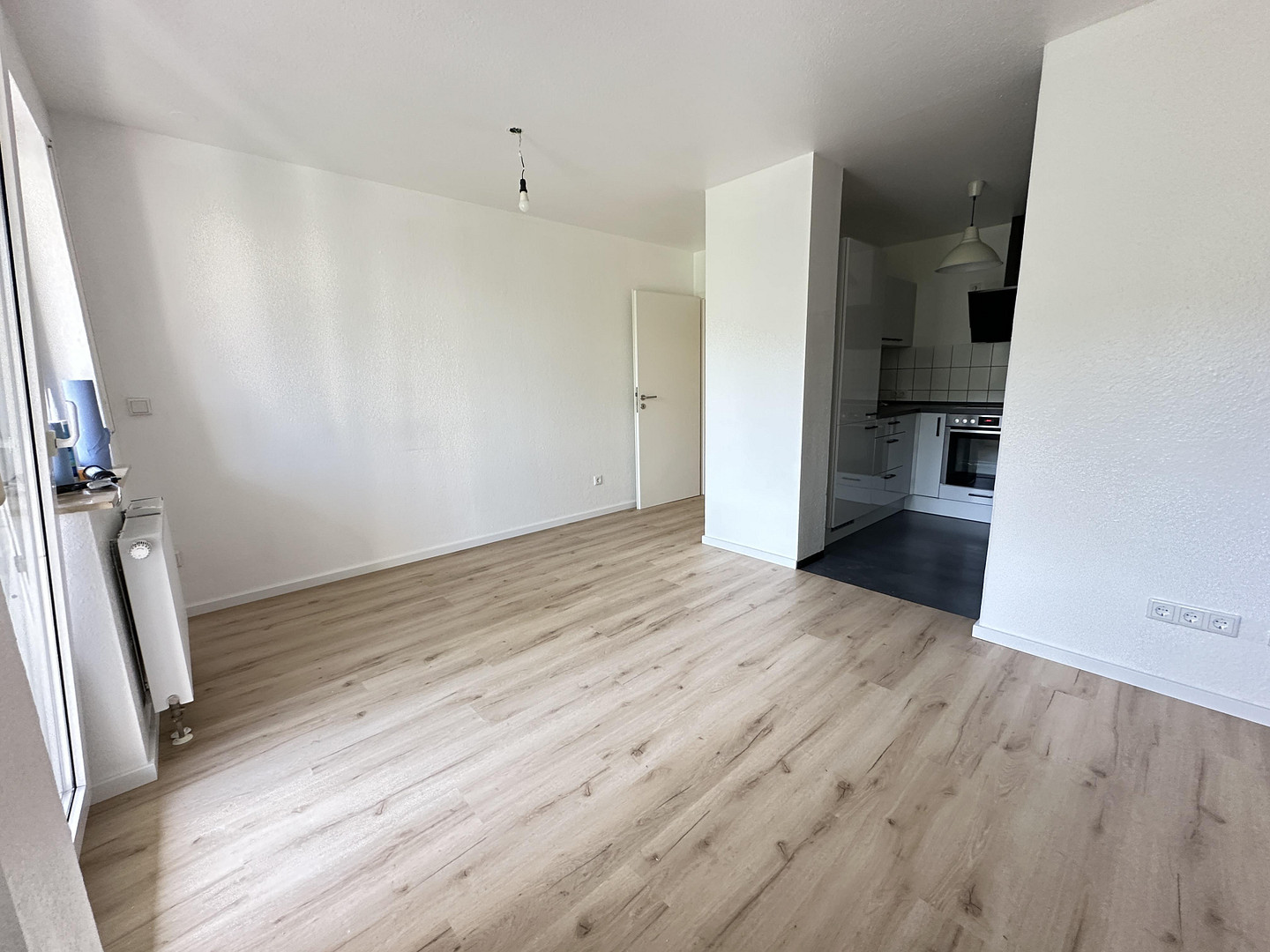 Familienfreundliche 4-Zimmer-Wohnung mit Balkon und moderner Raumaufteilung – Wolfringstr. 14, 90765 Fürth – Vorschaubild 9