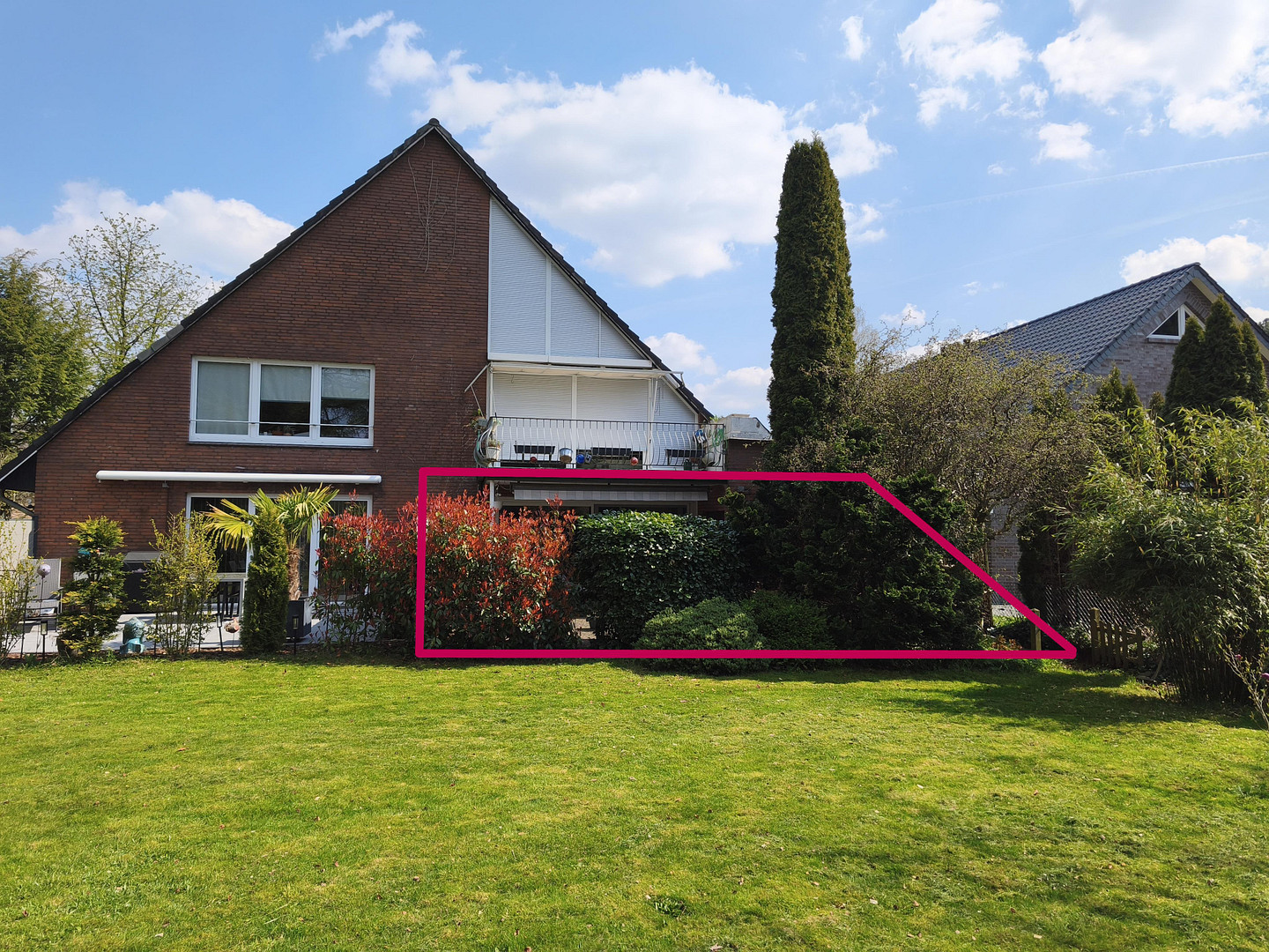 Haus-im-Haus-Charakter mit 30m² Terrasse in ruhiger Lage in Hamburg-Bramfeld – Heidstücken 18, 22179 Hamburg(Bramfeld) – Vorschaubild 3