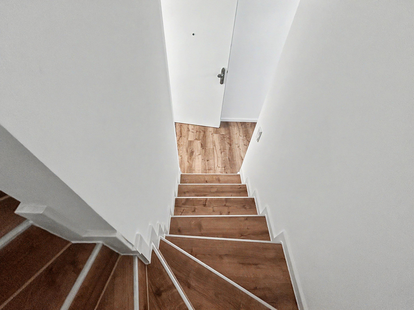 Maisonette-Wohnung im Neubau mit Terrasse und hochwertiger Ausstattung! – Köln(Lövenich) – Vorschaubild 8
