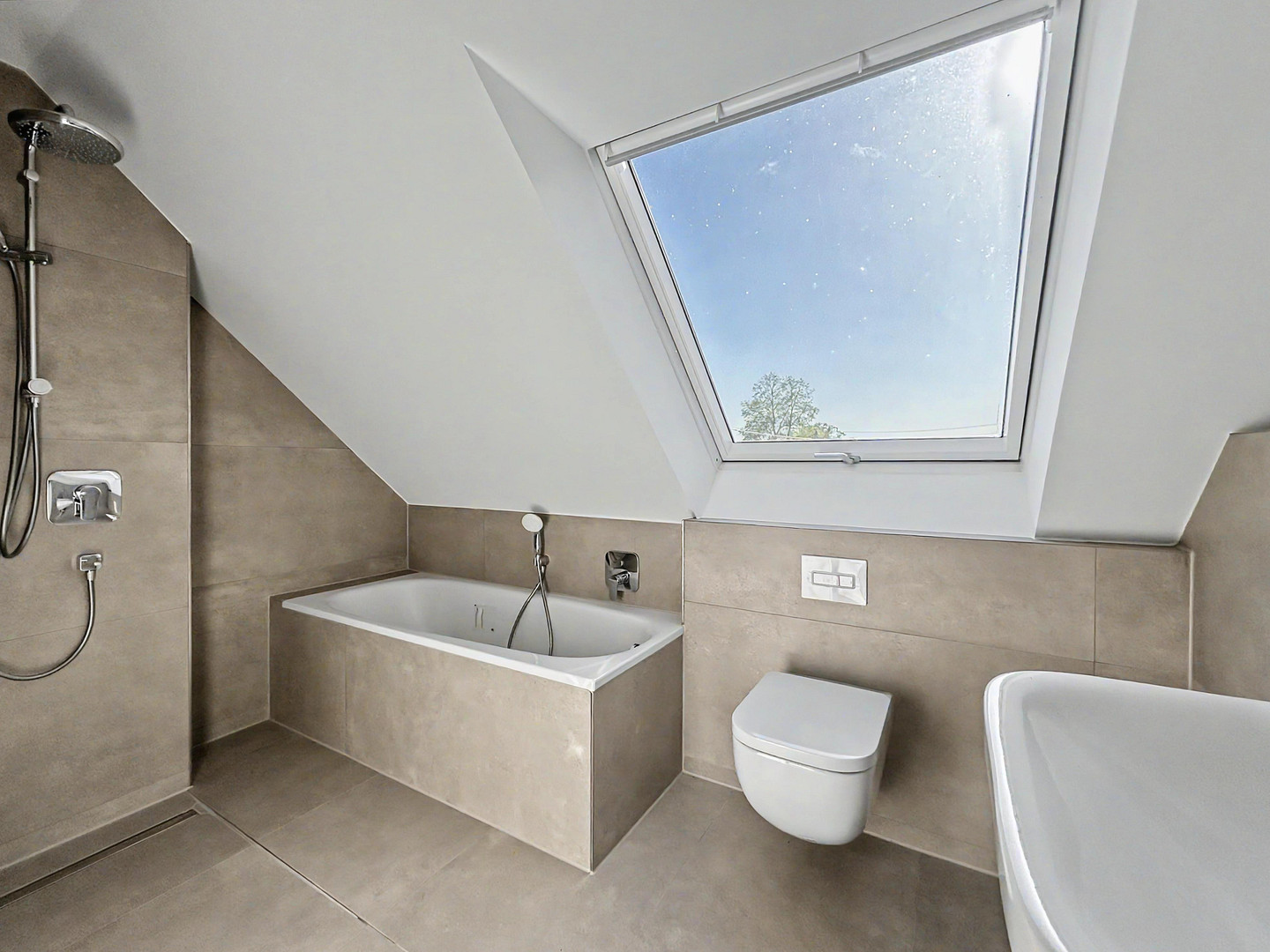 Maisonette-Wohnung im Neubau mit Terrasse und hochwertiger Ausstattung! – Köln(Lövenich) – Vorschaubild 20
