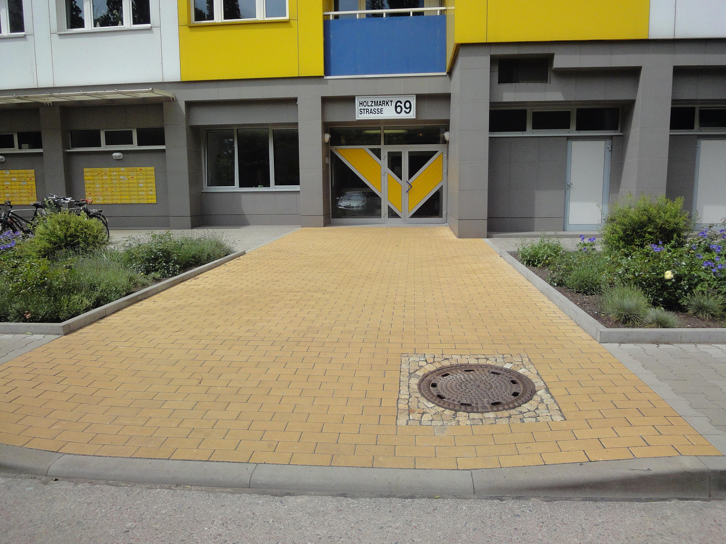 Traumblick auf Berlin-Mitte - 2 Zimmer - ideal zentral , Option PKW-Stellplatz - maklerfrei – Holzmarktstraße 69 - 12.06, 10179 Berlin(Mitte) – Vorschaubild 18