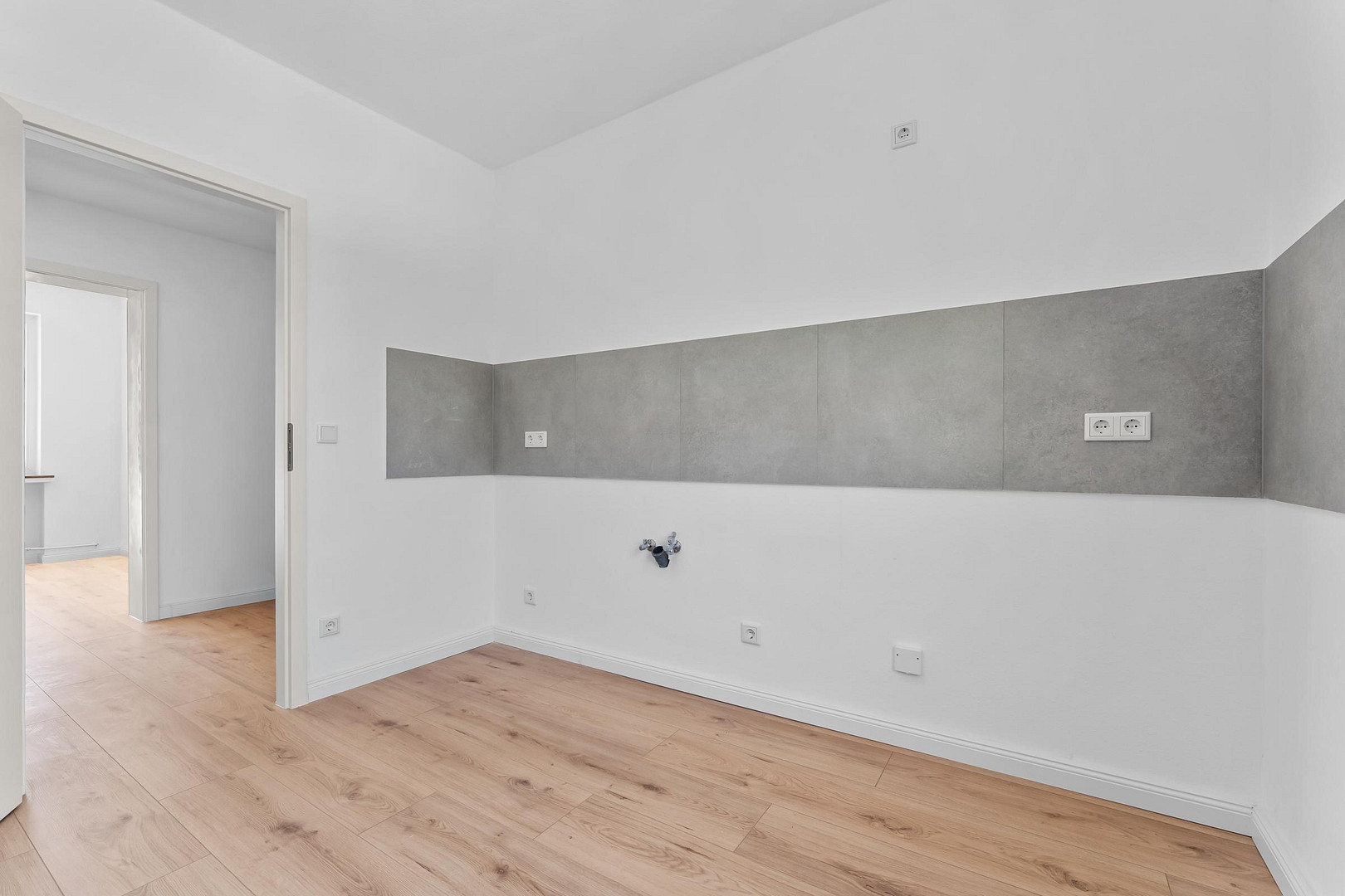 Modernisiert & bezugsfertig: Helle 2-Zimmer-Wohnung mit Südbalkon in Bremen-Osterholz – Kölner Straße 13, 28327 Bremen(Osterholz) – Vorschaubild 7