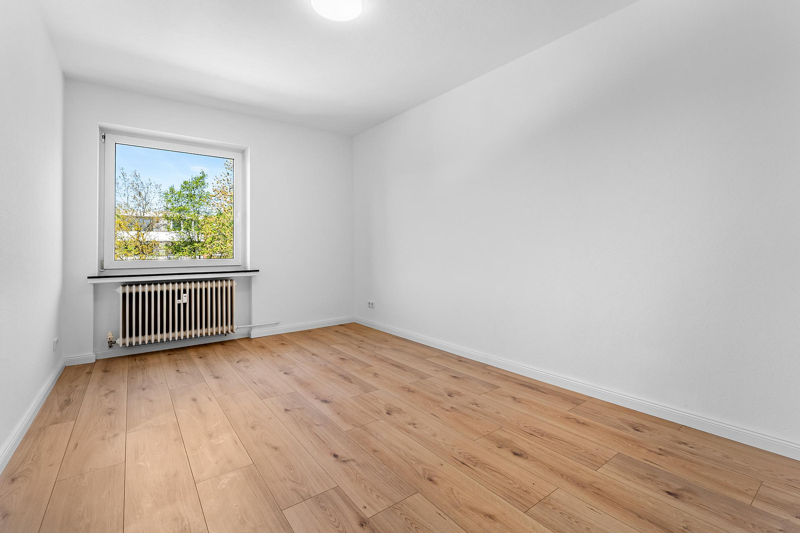 Modernisiert & bezugsfertig: Helle 2-Zimmer-Wohnung mit Südbalkon in Bremen-Osterholz – Kölner Straße 13, 28327 Bremen(Osterholz) – Vorschaubild 5
