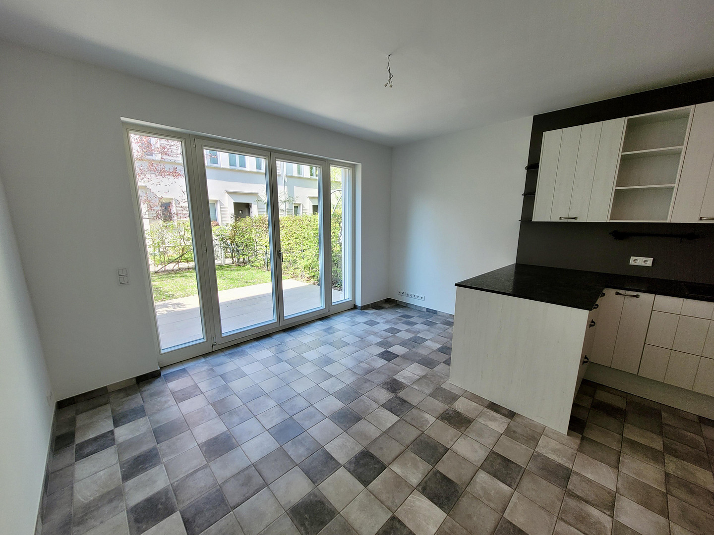 Modernes Townhouse im historischen Herzen von Potsdam mit Terrasse & TG-Stellplatz – Potsdam(Innenstadt) – Vorschaubild 5
