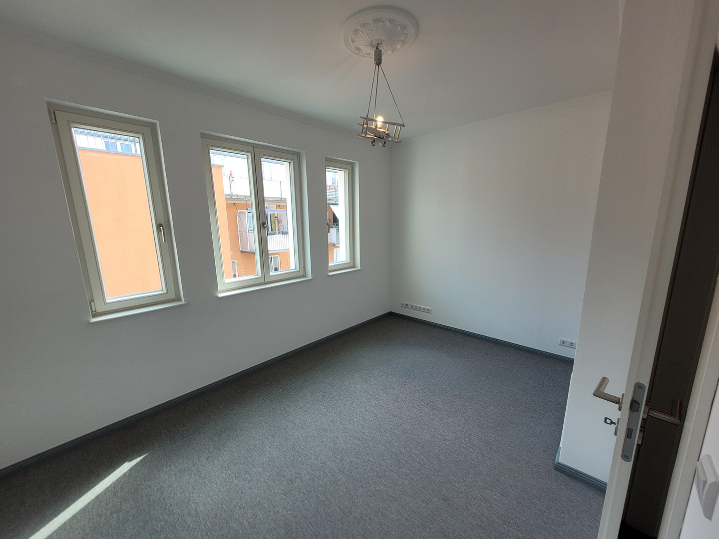 Modernes Townhouse im historischen Herzen von Potsdam mit Terrasse & TG-Stellplatz – Potsdam(Innenstadt) – Vorschaubild 18