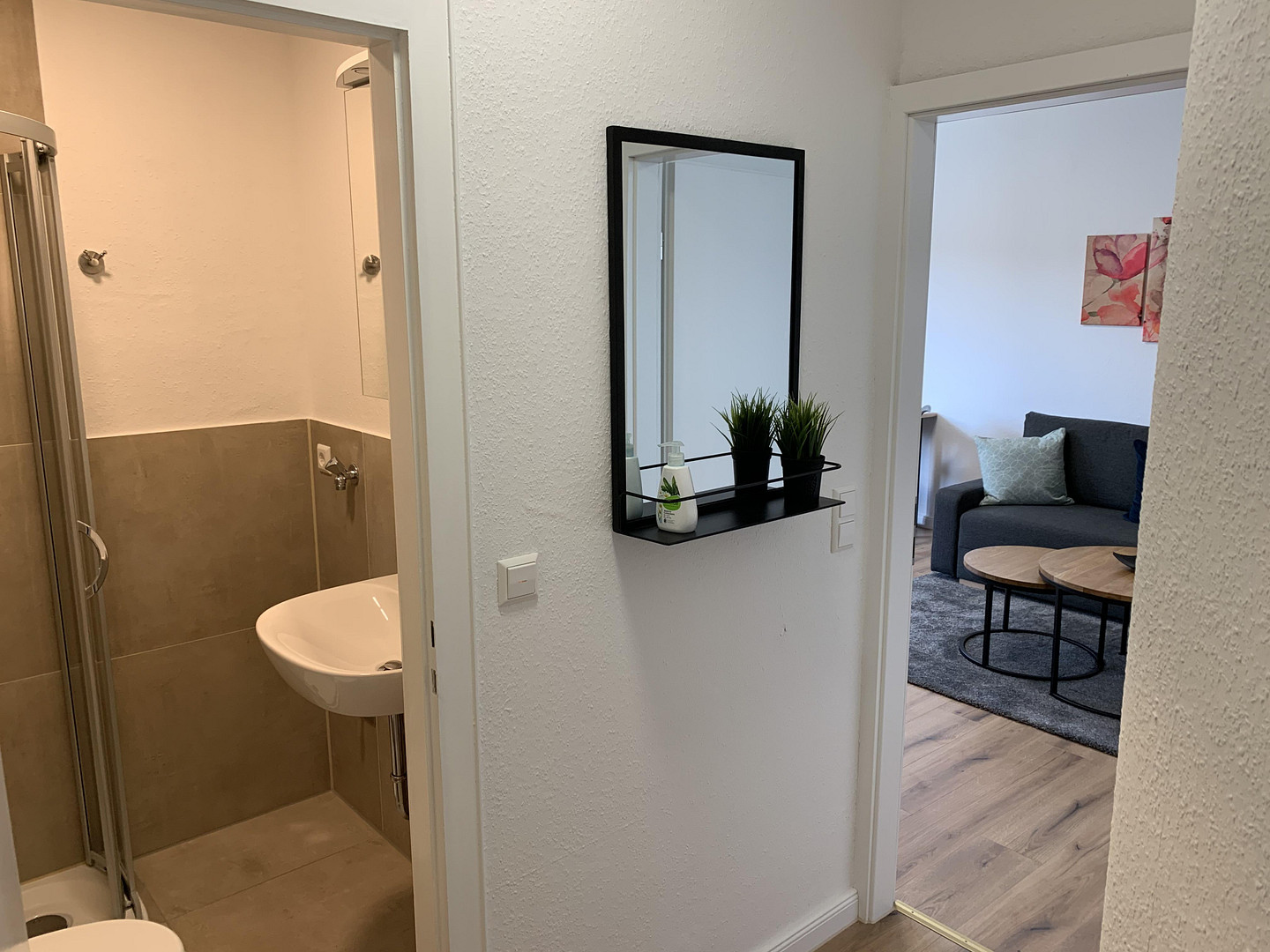 2022 TOP SANIERT * MÖBLIERT * EINBAUKÜCHE * PERFEKTE UNI-LAGE * HERRENHAUSEN – Bussilliatweg 14, 30419 Hannover(Herrenhausen) – Vorschaubild 2
