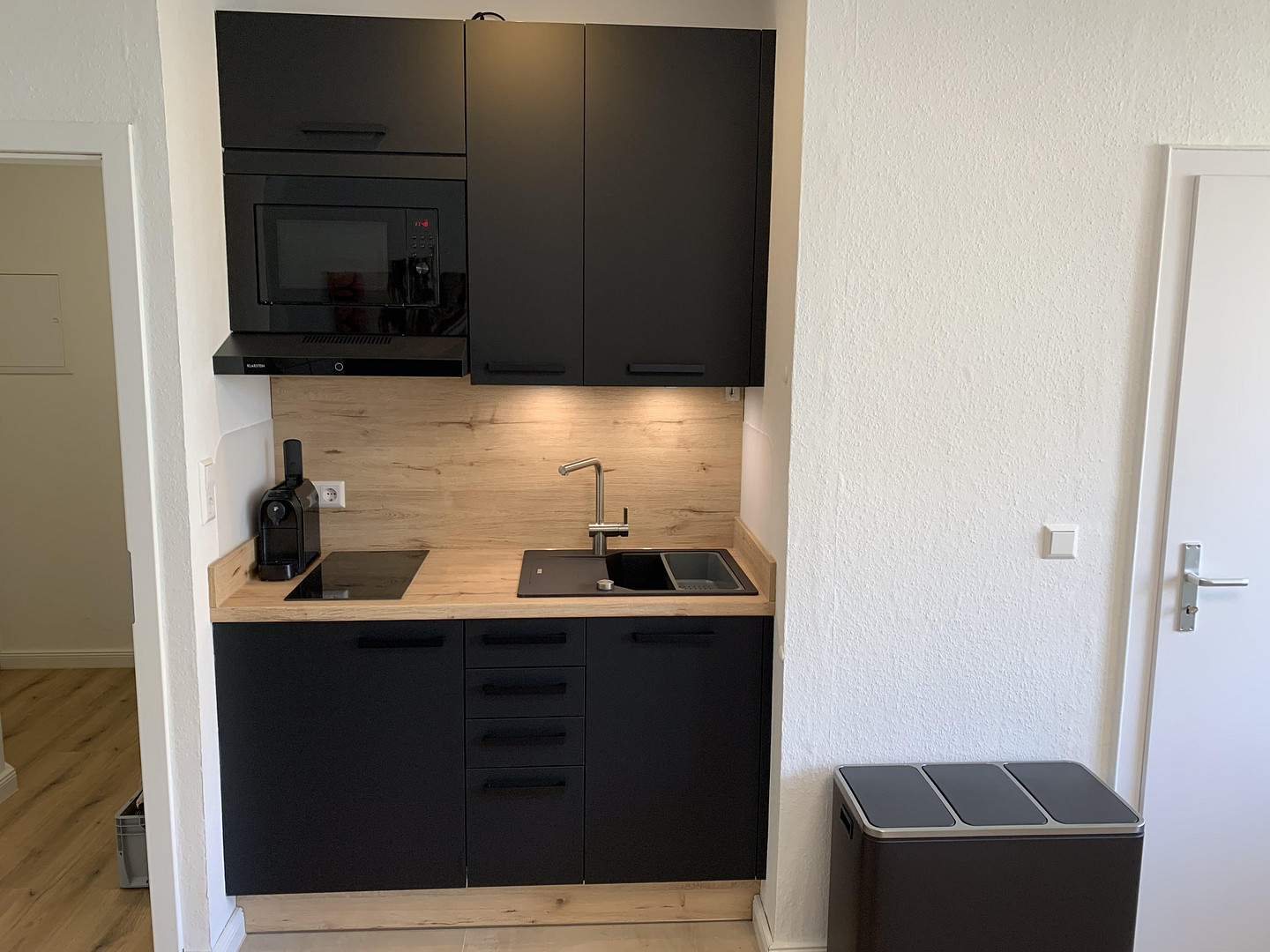 2022 TOP SANIERT * MÖBLIERT * EINBAUKÜCHE * PERFEKTE UNI-LAGE * HERRENHAUSEN – Bussilliatweg 14, 30419 Hannover(Herrenhausen) – Vorschaubild 8