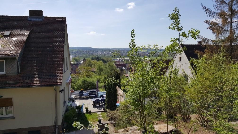 Zweifamilienhaus mit unverbaubarem Blick auf das Saaletal – Bad Neustadt an der Saale(Bad Neustadt a.d. Saale) – Vorschaubild 3