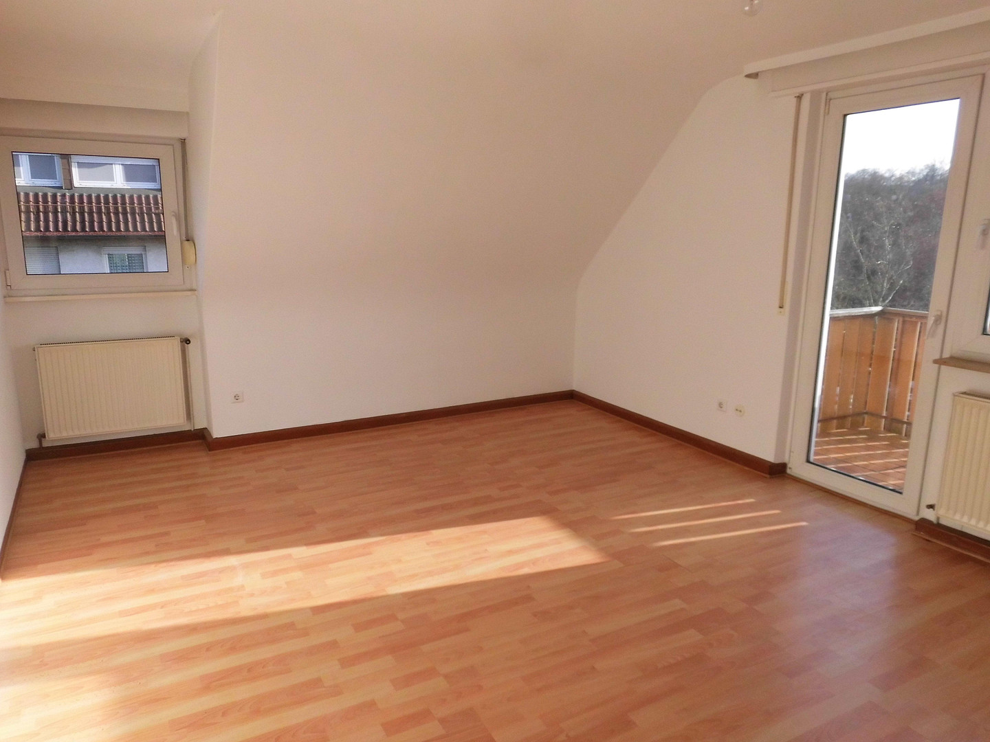 Stadthaus mit Charme, 7 Wohnungen und 4 Garagen – Stuttgart(Bad Cannstatt) – Vorschaubild 15