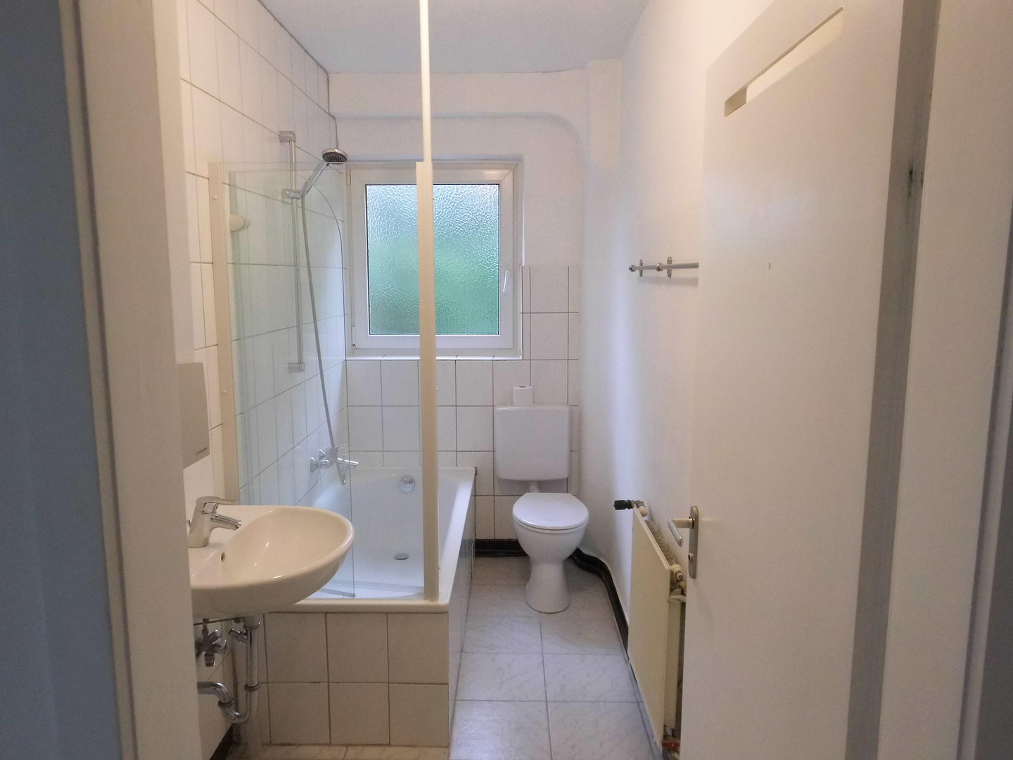 Stadthaus mit Charme, 7 Wohnungen und 4 Garagen – Stuttgart(Bad Cannstatt) – Vorschaubild 10