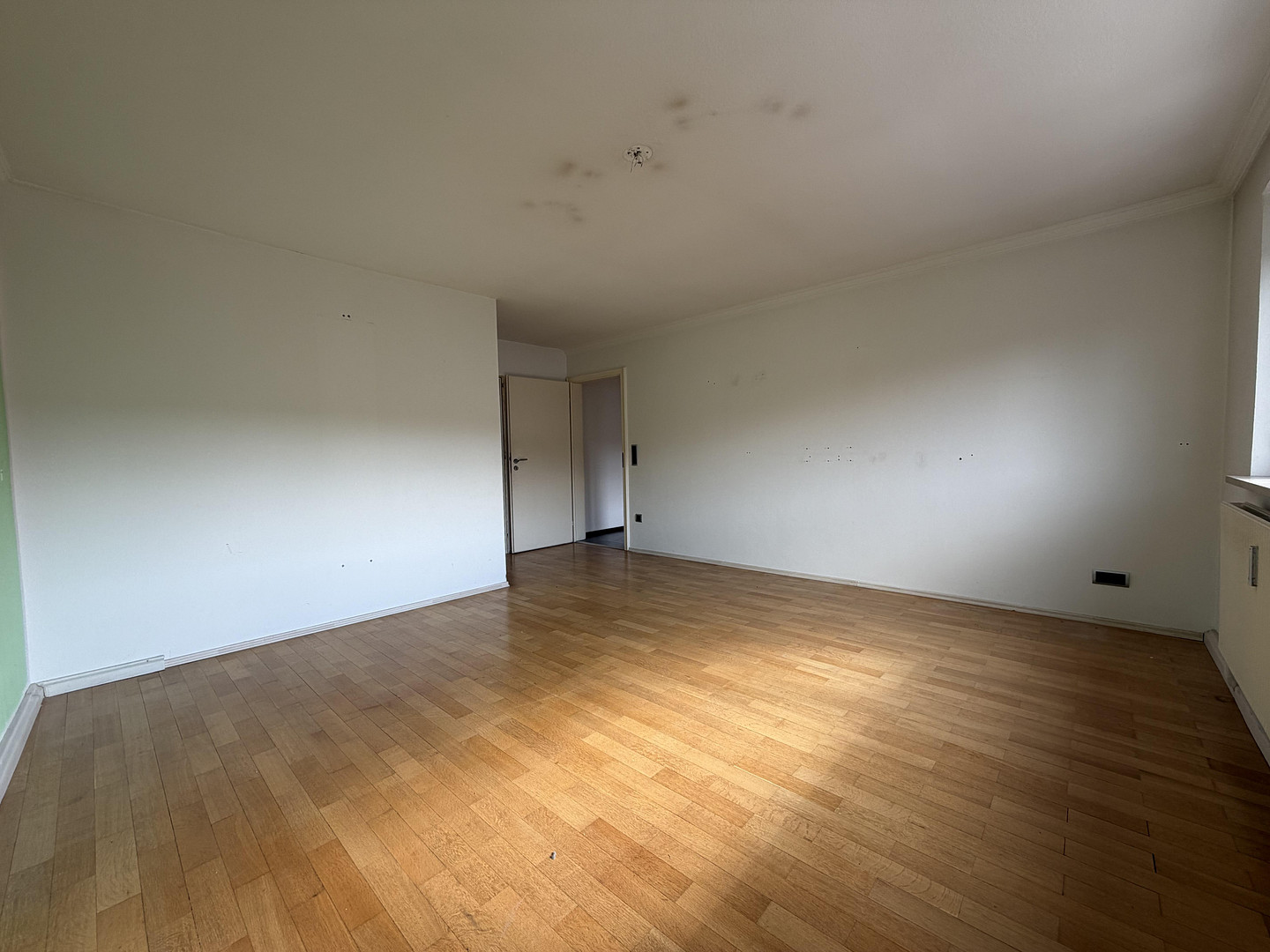 Bezugsfrei! Attraktive 3-Zimmer-Dachgeschosswohnung im Herzen von Dachau! – Brucker Str. 1, 85221 Dachau – Vorschaubild 11