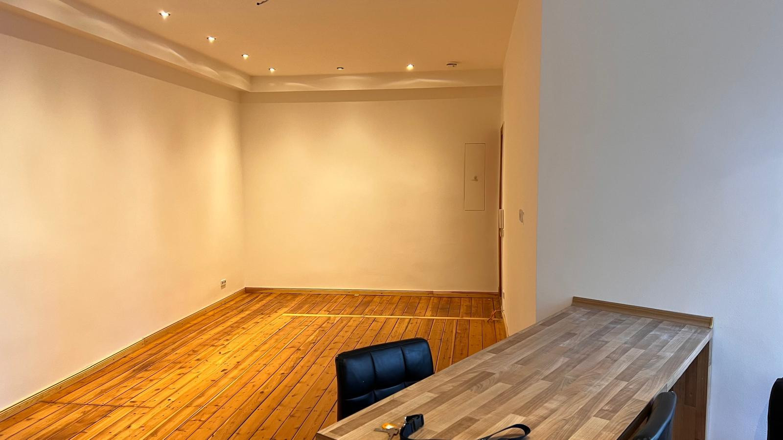Charmante Altbauwohnung mit exklusivem Flair – Berlin(Gesundbrunnen) – Vorschaubild 4