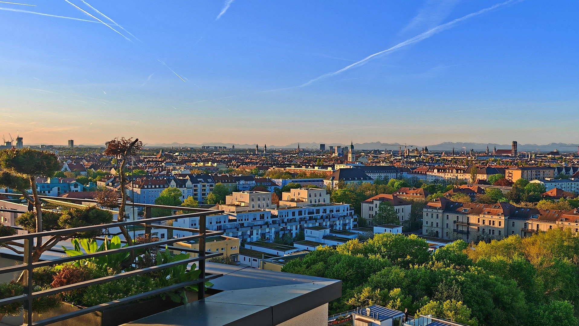 Einmalige CHANCE: Munich's Penthouse No.1 - Wohnen mit Münchens bekanntestem Panorama – München(Schwabing) – Vorschaubild 5