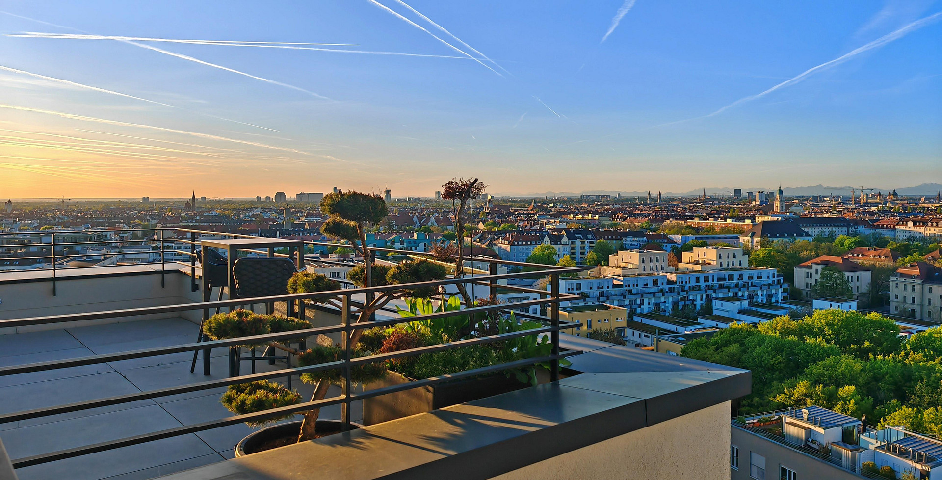 Einmalige CHANCE: Munich's Penthouse No.1 - Wohnen mit Münchens bekanntestem Panorama – München(Schwabing) – Vorschaubild 7