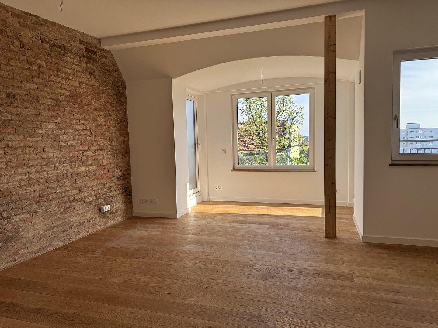Neugebaute Dachgeschosswohnung mit Südterrasse in Reinickendorf / Mitte – Walderseestraße, 13407 Berlin(Wedding) – Vorschaubild 2