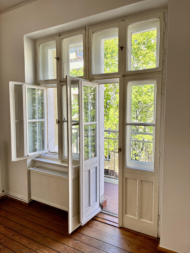 Privatverkauf: Nahe Helmholtzplatz! Absolut ruhig. Altbaucharme. Tolle Einbauküche. – Ahlbecker Str. 11 A, 10437 Berlin(Prenzlauer Berg) – Vorschaubild 2