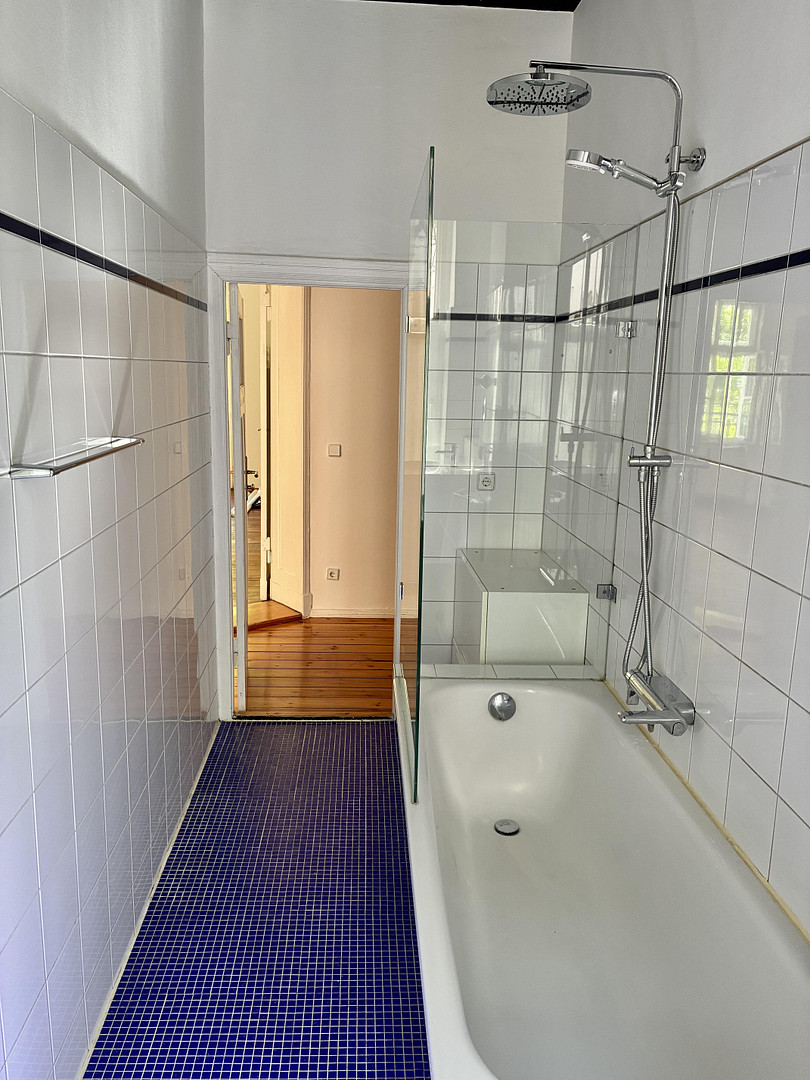Privatverkauf: Nahe Helmholtzplatz! Absolut ruhig. Altbaucharme. Tolle Einbauküche. – Ahlbecker Str. 11 A, 10437 Berlin(Prenzlauer Berg) – Vorschaubild 14