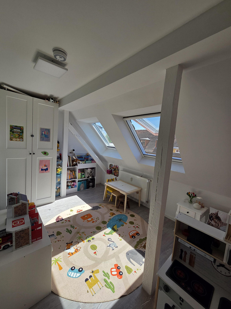 Provisionsfrei: Exklusive, lichtdurchflutete 3½ Zimmer Dachgeschosswohnung mit Ausbaureserve – Tangermünder Weg 18, 13583 Berlin(Falkenhagener Feld) – Vorschaubild 16