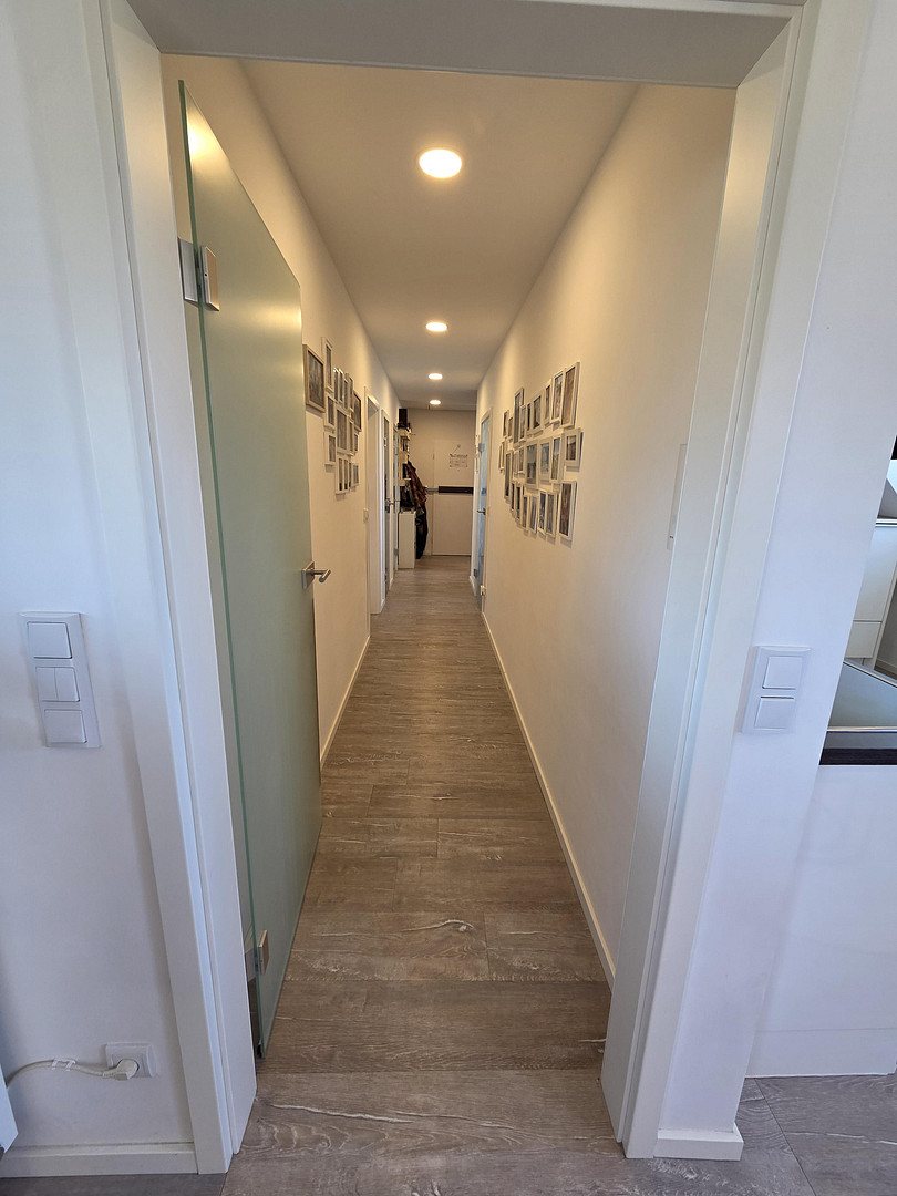 Provisionsfrei: Exklusive, lichtdurchflutete 3½ Zimmer Dachgeschosswohnung mit Ausbaureserve – Tangermünder Weg 18, 13583 Berlin(Falkenhagener Feld) – Vorschaubild 10