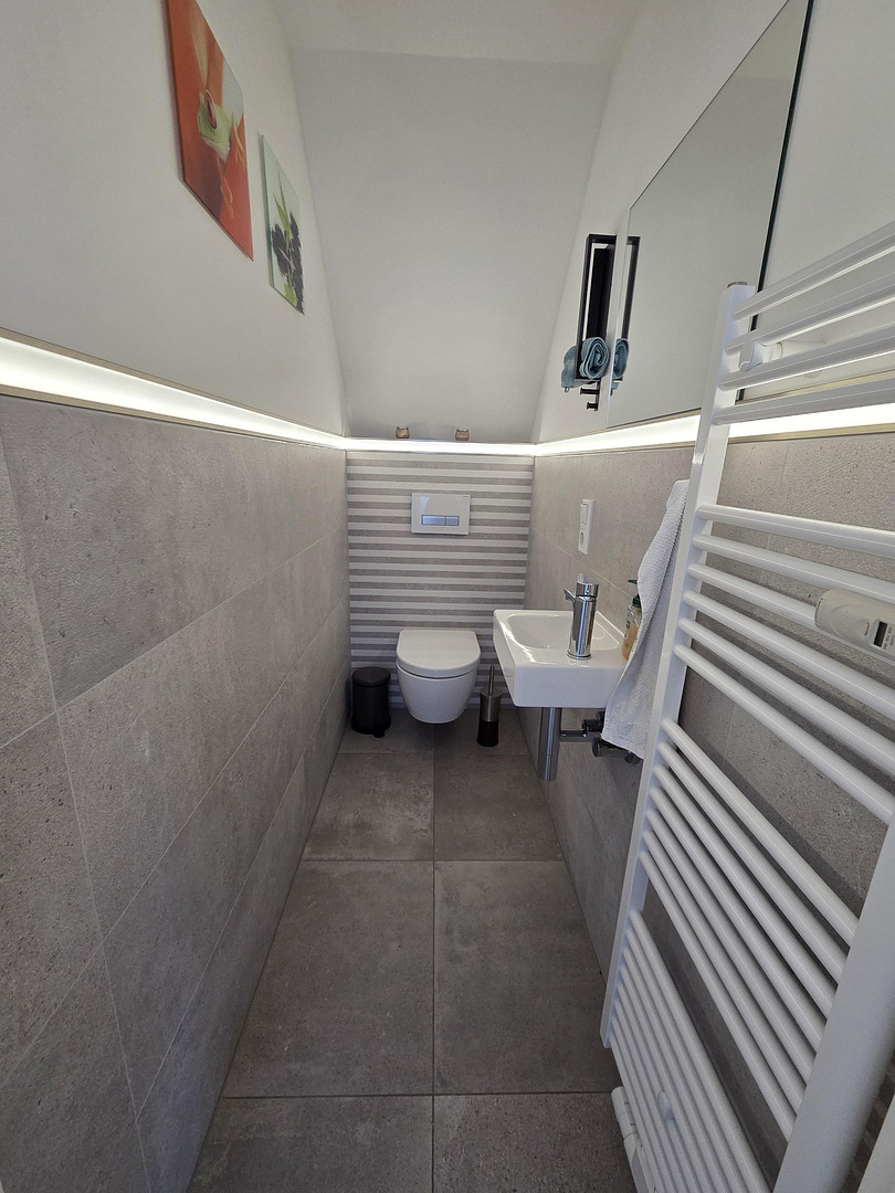 Provisionsfrei: Exklusive, lichtdurchflutete 3½ Zimmer Dachgeschosswohnung mit Ausbaureserve – Tangermünder Weg 18, 13583 Berlin(Falkenhagener Feld) – Vorschaubild 24