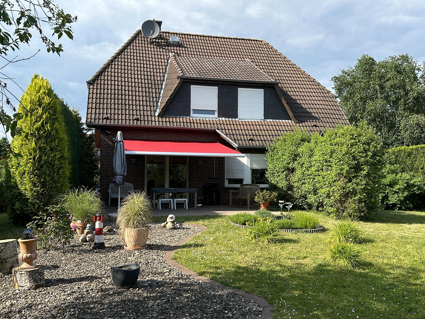 Gepflegtes EFH im Grünen in Feldrandlage mit großem Grundstück, Wohnkeller und Doppelgarage – Niedersachsen - Pattensen(Reden) – Vorschaubild 4