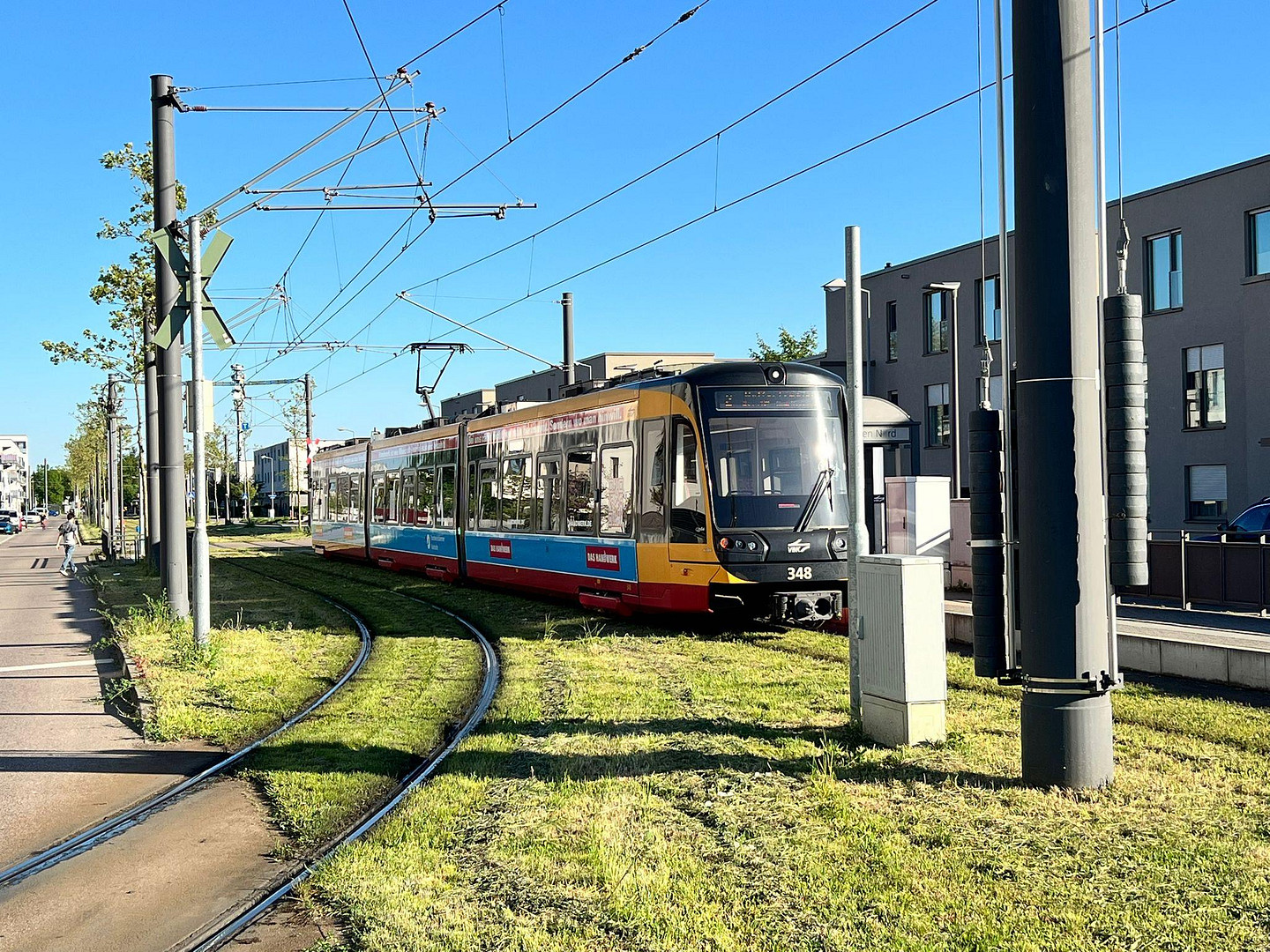 Energieeffizient und Modern: Großzügige 4-Zimmer-Wohnung in Toplage – Karlsruhe(Knielingen) – Vorschaubild 17