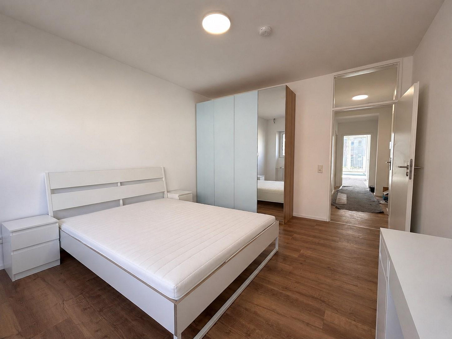 Kernsaniert, voll möbliert und zeitnah bezugsfertig – stilvolle Terrassenwohnung! – Köln(Weidenpesch) – Vorschaubild 5