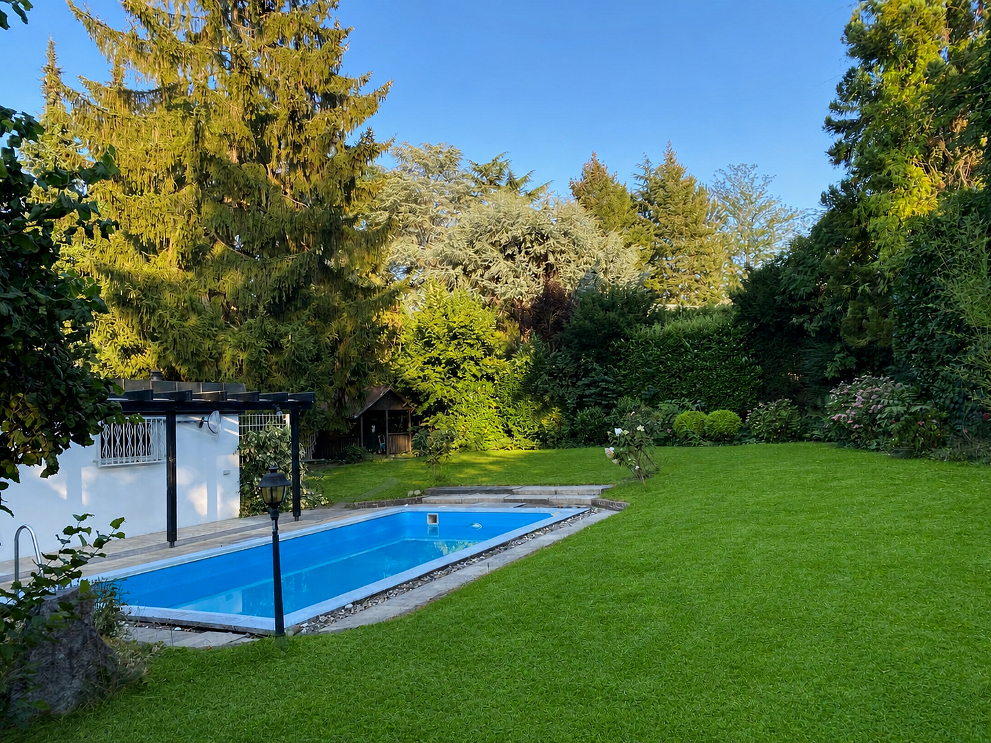 Exklusives Einfamilienhaus mit großem Garten & Pool in Karlsruhe-Durlach (Geigersberg) zu vermieten – Karlsruhe(Durlach) – Vorschaubild 21