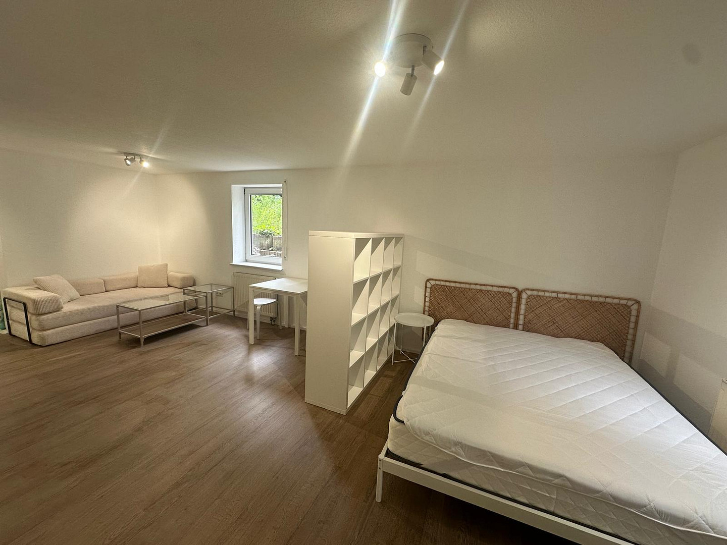 Saniertes Studio Apartment in Bestlage – Weingärtenstr. 30, 65451 Kelsterbach – Vorschaubild 2