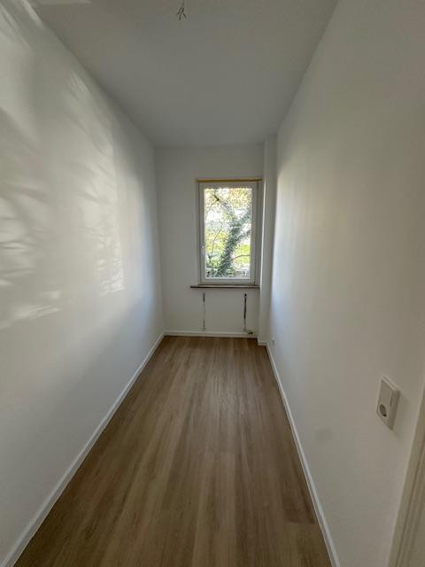 Erstbezug Sanierter Altbau! Wunderschöne 3 ZW + sehr großer Wohnküche! – Waldstromerstr. 18, 90453 Nürnberg(Reichelsdorf) – Vorschaubild 9
