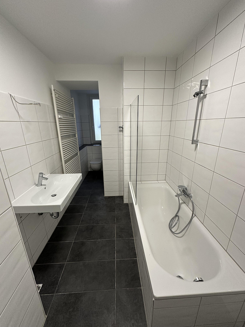 Erstbezug Sanierter Altbau! Wunderschöne 3 ZW + sehr großer Wohnküche! – Waldstromerstr. 18, 90453 Nürnberg(Reichelsdorf) – Vorschaubild 10