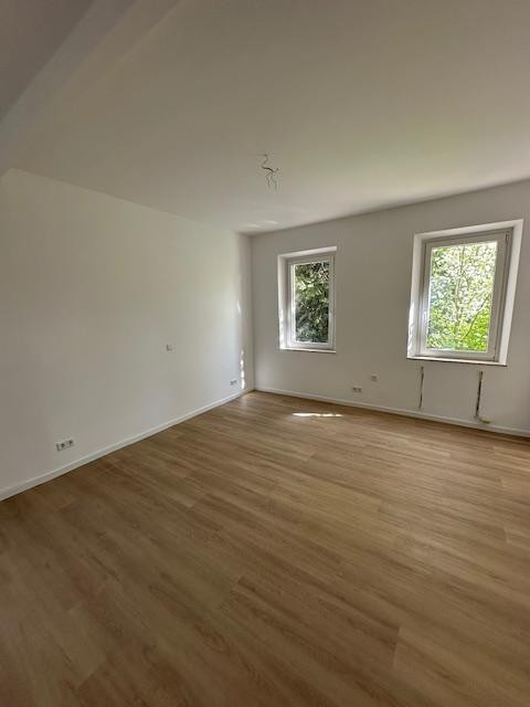 Erstbezug Sanierter Altbau! Wunderschöne 3 ZW + sehr großer Wohnküche! – Waldstromerstr. 18, 90453 Nürnberg(Reichelsdorf) – Vorschaubild 6