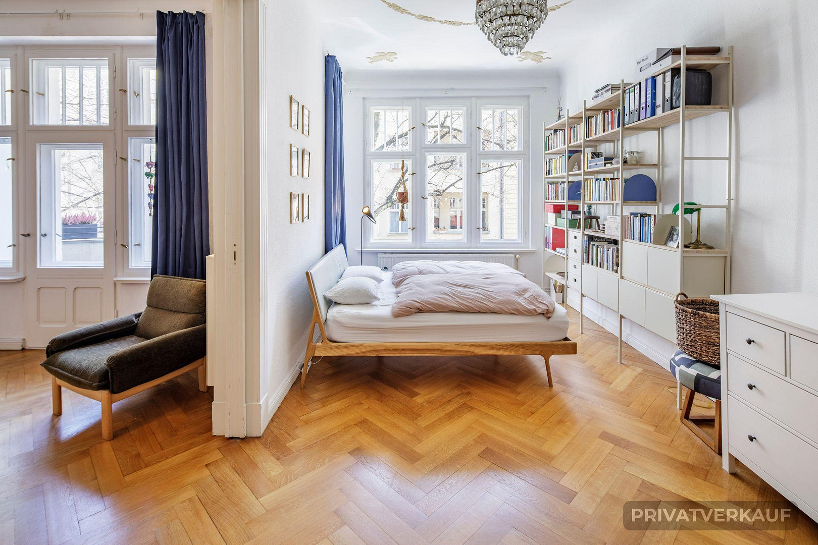 Traumhafte 4-Zimmer-Altbauwohnung am Treptower Park – Berlin(Plänterwald) – Vorschaubild 2