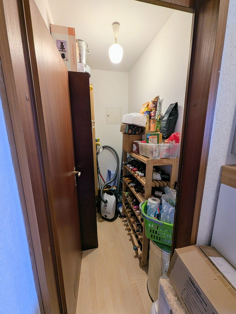Geräumige und zentrale Wohnung inkl. Tiefgaragen-Stellplatz, Provisionsfrei! – Augsburg(Pfersee) – Vorschaubild 11