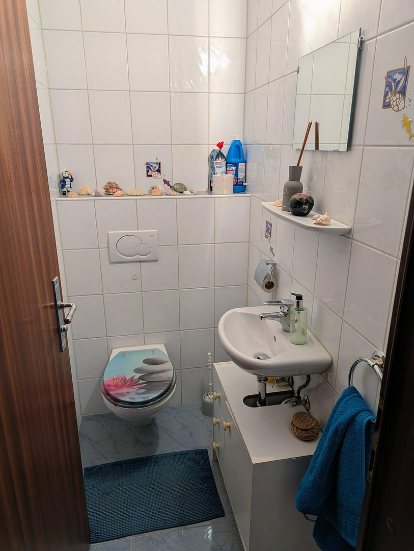 Geräumige und zentrale Wohnung inkl. Tiefgaragen-Stellplatz, Provisionsfrei! – Augsburg(Pfersee) – Vorschaubild 7