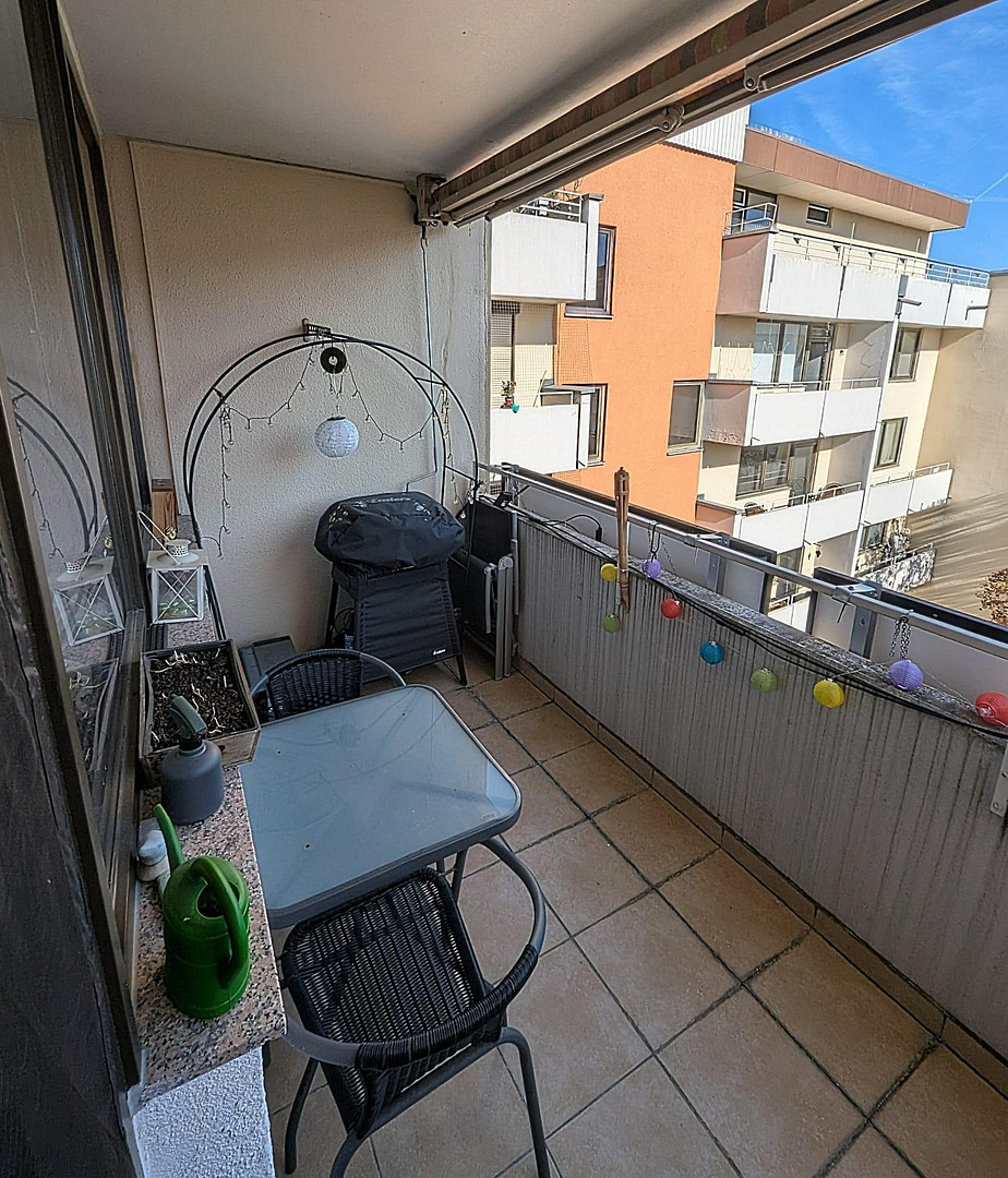 Geräumige und zentrale Wohnung inkl. Tiefgaragen-Stellplatz, Provisionsfrei! – Augsburg(Pfersee) – Vorschaubild 15