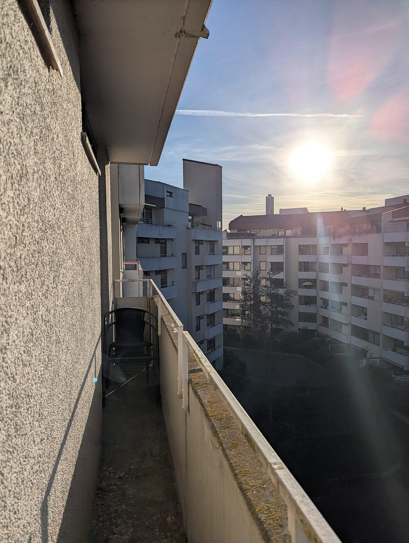 Geräumige und zentrale Wohnung inkl. Tiefgaragen-Stellplatz, Provisionsfrei! – Augsburg(Pfersee) – Vorschaubild 17
