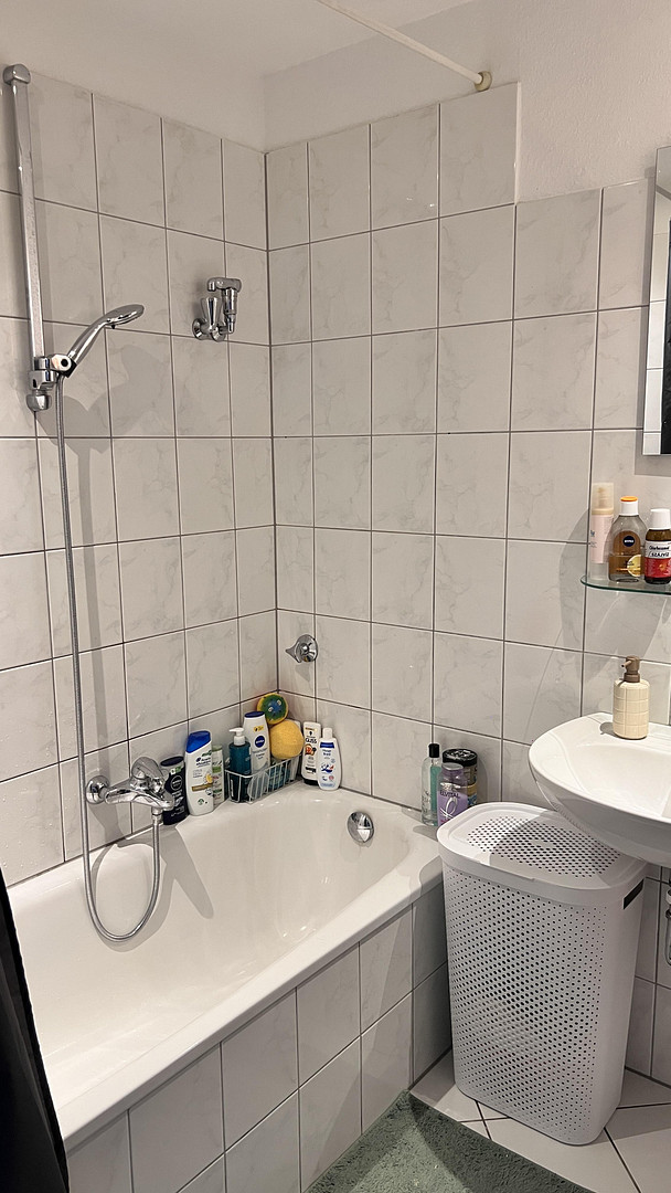 Schöne helle 79 m2 Wohnung in ruhier Wohnlage in Düsseldorf Lörick – Niederdonker Str. 9, 40547 Düsseldorf(Lörick) – Vorschaubild 4