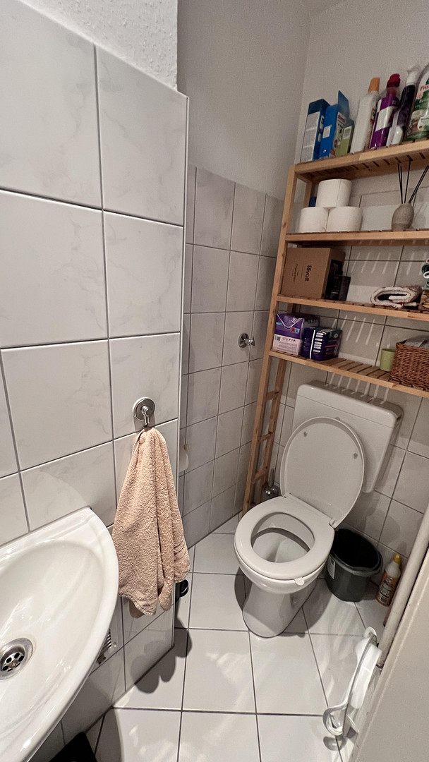 Schöne helle 79 m2 Wohnung in ruhier Wohnlage in Düsseldorf Lörick – Niederdonker Str. 9, 40547 Düsseldorf(Lörick) – Vorschaubild 5