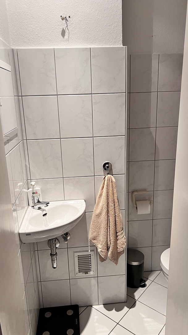 Schöne helle 79 m2 Wohnung in ruhier Wohnlage in Düsseldorf Lörick – Niederdonker Str. 9, 40547 Düsseldorf(Lörick) – Vorschaubild 6