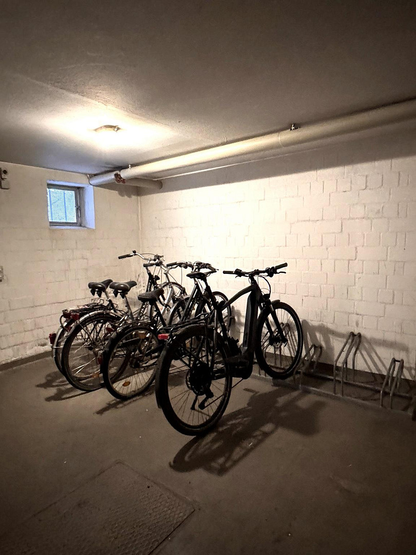 Terrassenwohnung mit Tiefgarage in Blankenese – Blankeneser Landstr. 53a, 22587 Hamburg(Blankenese) – Vorschaubild 11