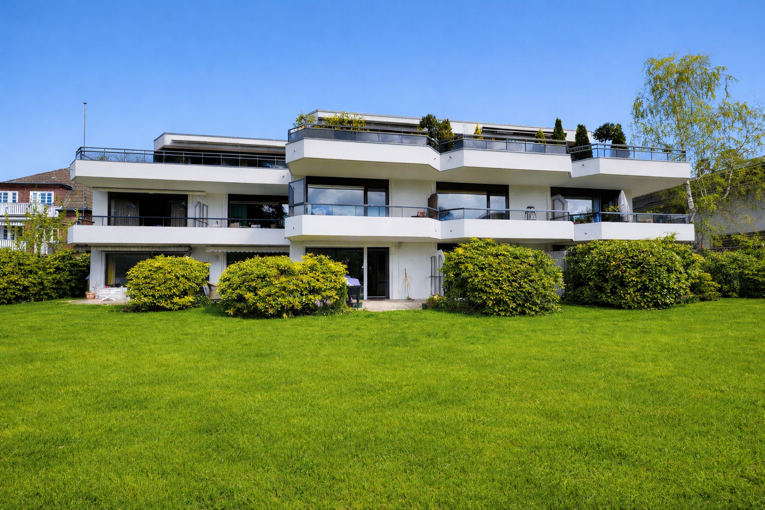 Terrassenwohnung mit Tiefgarage in Blankenese – Blankeneser Landstr. 53a, 22587 Hamburg(Blankenese) – Vorschaubild 3