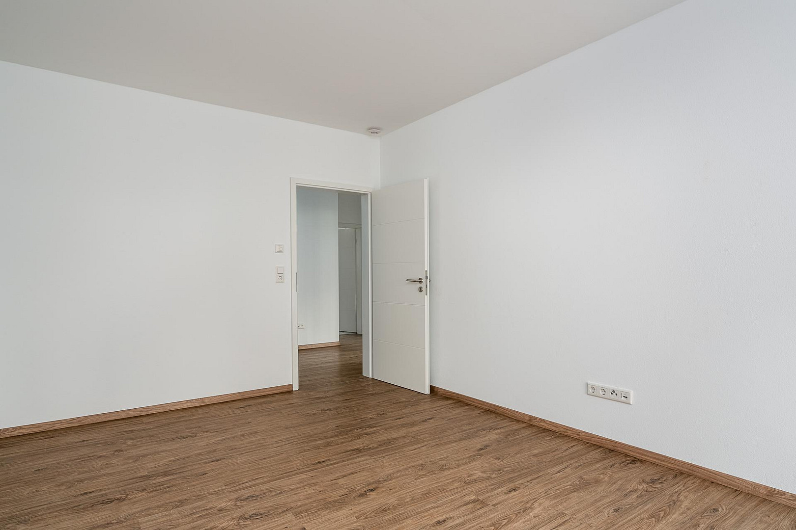 Traumhafte Dachgeschosswohung mit Blick zum Herkules – Harleshäuser Straße 133, 34128 Kassel – Vorschaubild 14